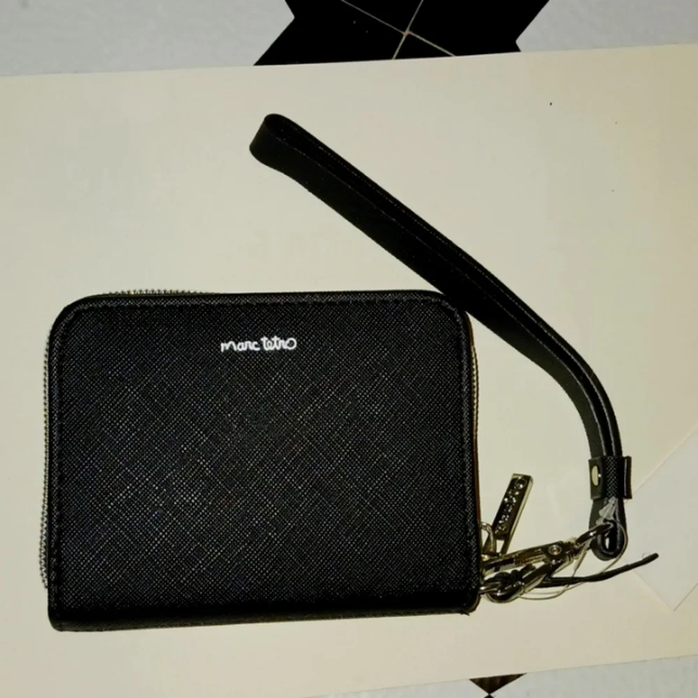 Marc Tetro Zip Around Wallet with Wrist Strap Vegan NWT Frenchie - Picture 4 of 14